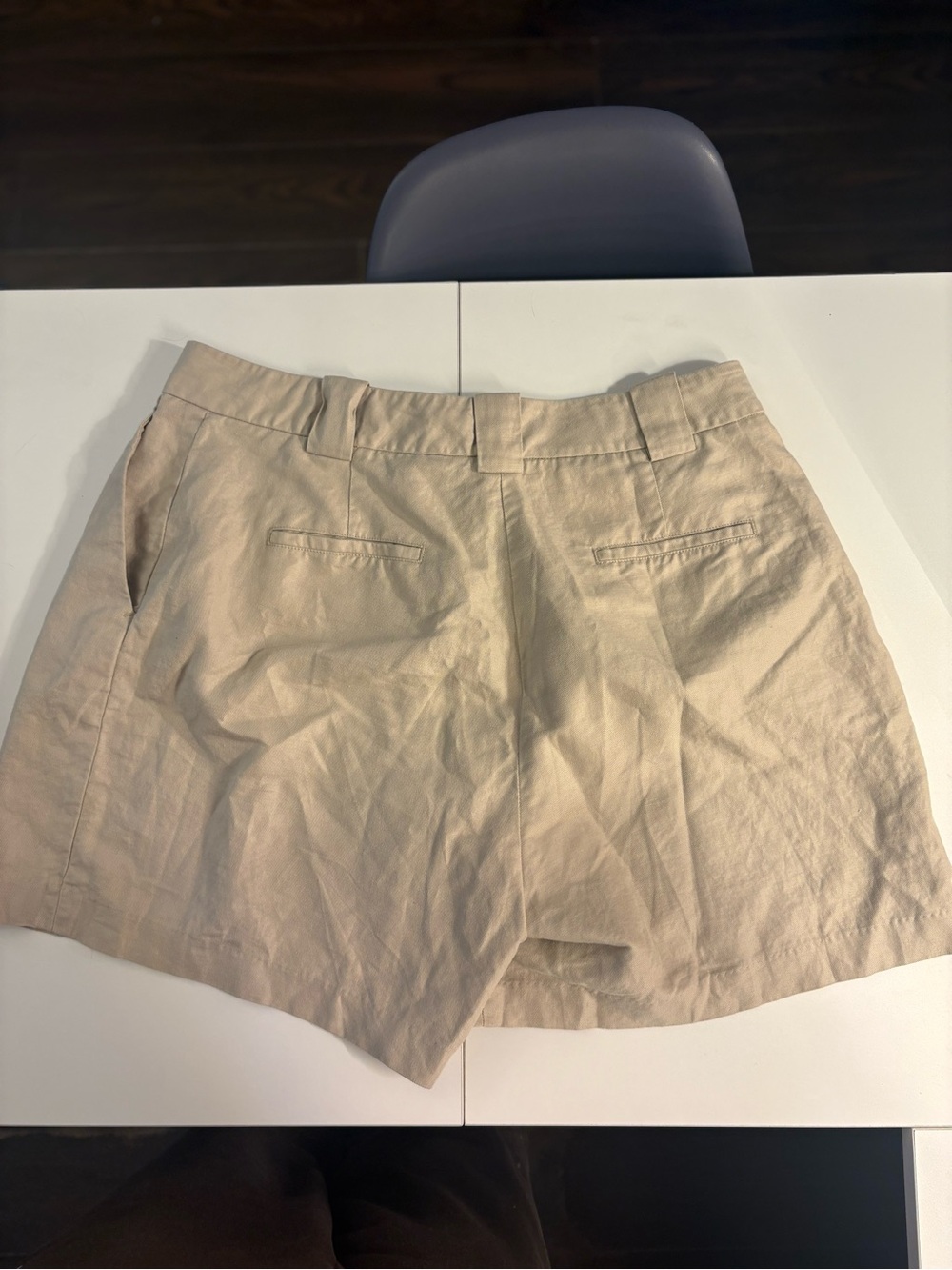 J McLaughlin size 12 Women's High-Waist Beige Linen-Blend Bermuda Shorts